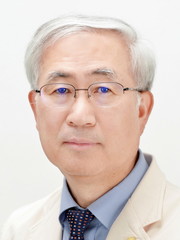 김동익 교수