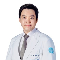 김연욱 교수