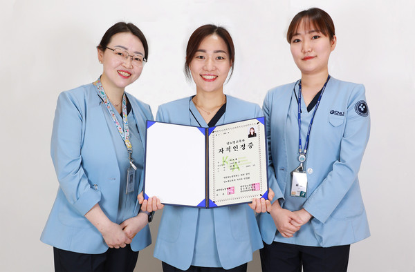 사진 왼쪽부터 김은진 간호사, 김정현 간호사, 이보람 간호사.