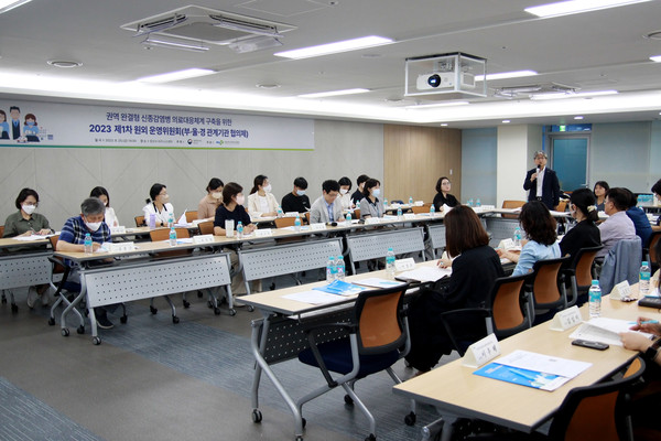 회의에서 발표 중인 양산부산대병원 김윤성 교수
