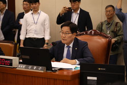 신동근 국회 보건복지위원회 위원장(더불어민주당)