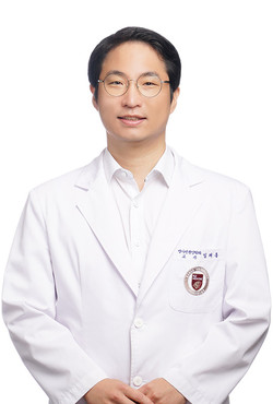 임채홍 교수